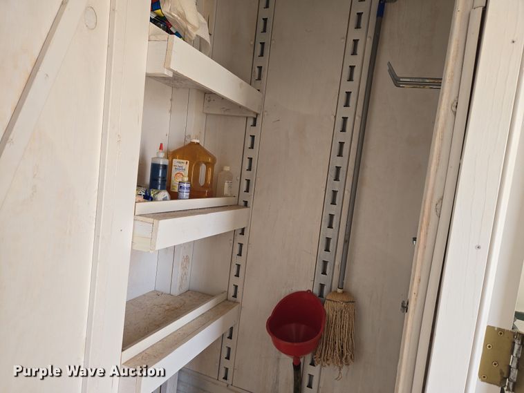 image for item ET1290 1994 Great Dane Trailers, INC dry van office trailer