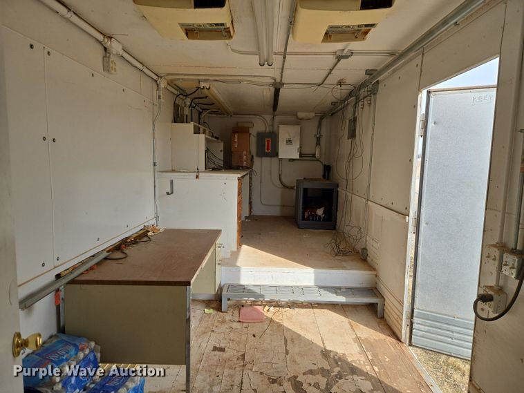 image for item ET1290 1994 Great Dane Trailers, INC dry van office trailer