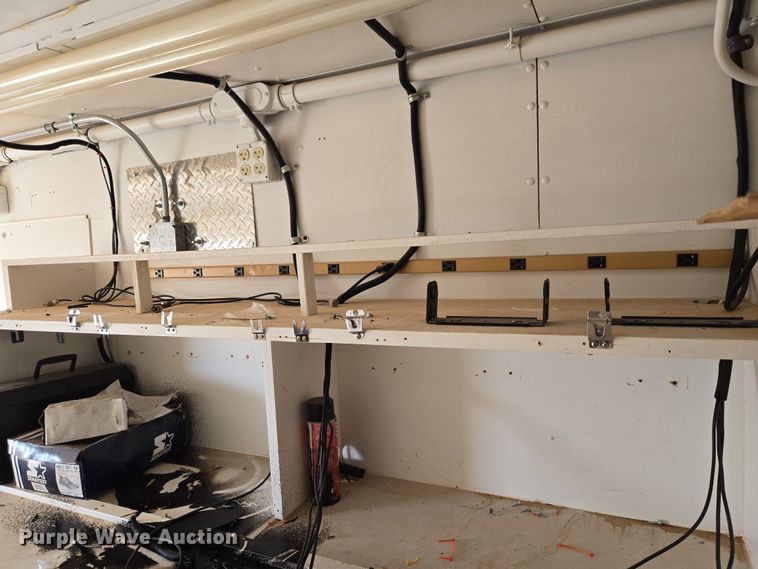 image for item ET1290 1994 Great Dane Trailers, INC dry van office trailer