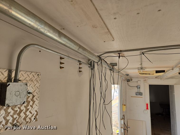 image for item ET1290 1994 Great Dane Trailers, INC dry van office trailer