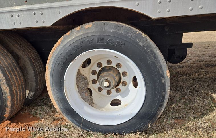 image for item ET1290 1994 Great Dane Trailers, INC dry van office trailer