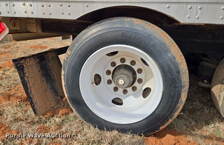 image for item ET1290 1994 Great Dane Trailers, INC dry van office trailer