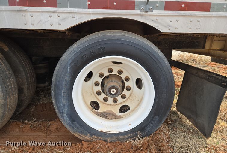 image for item ET1290 1994 Great Dane Trailers, INC dry van office trailer