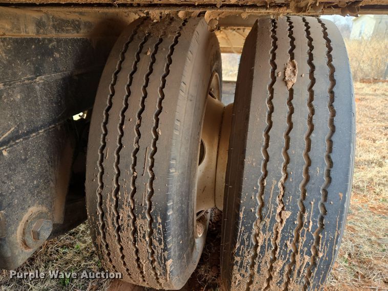 image for item ET1290 1994 Great Dane Trailers, INC dry van office trailer