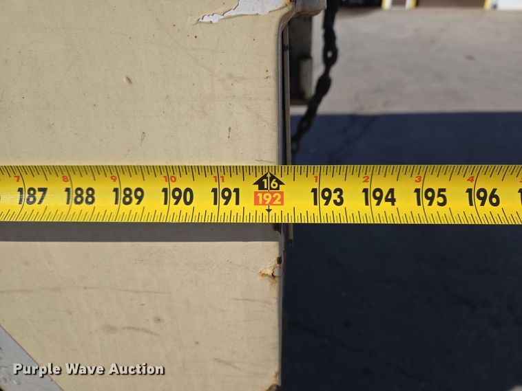 image for item ET1397 2010 International WorkStar 7300 chipper truck