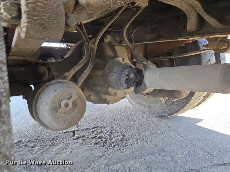 image for item ET1397 2010 International WorkStar 7300 chipper truck