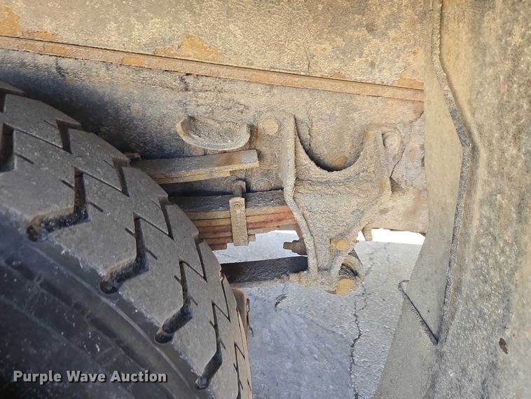 image for item ET1397 2010 International WorkStar 7300 chipper truck