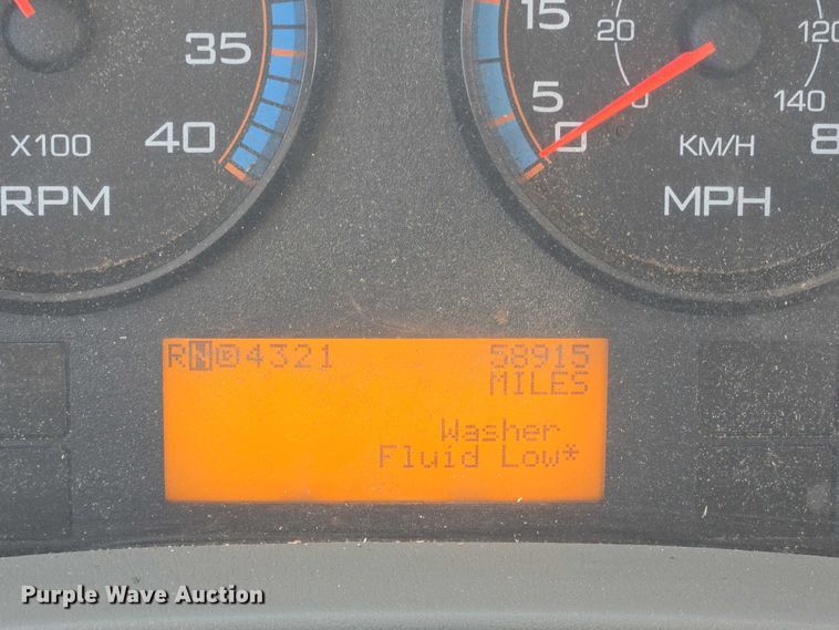 image for item ET1397 2010 International WorkStar 7300 chipper truck