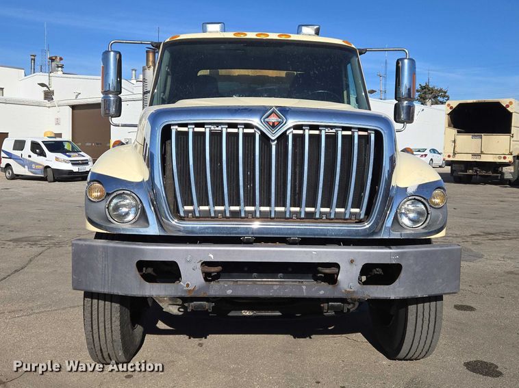 image for item ET1398 2012 International WorkStar 7300 refuse truck