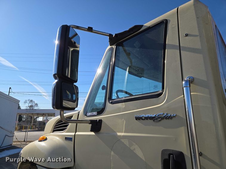 image for item ET1398 2012 International WorkStar 7300 refuse truck