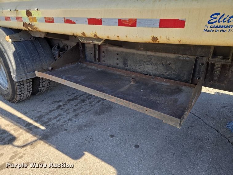 image for item ET1398 2012 International WorkStar 7300 refuse truck