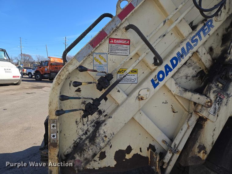 image for item ET1398 2012 International WorkStar 7300 refuse truck