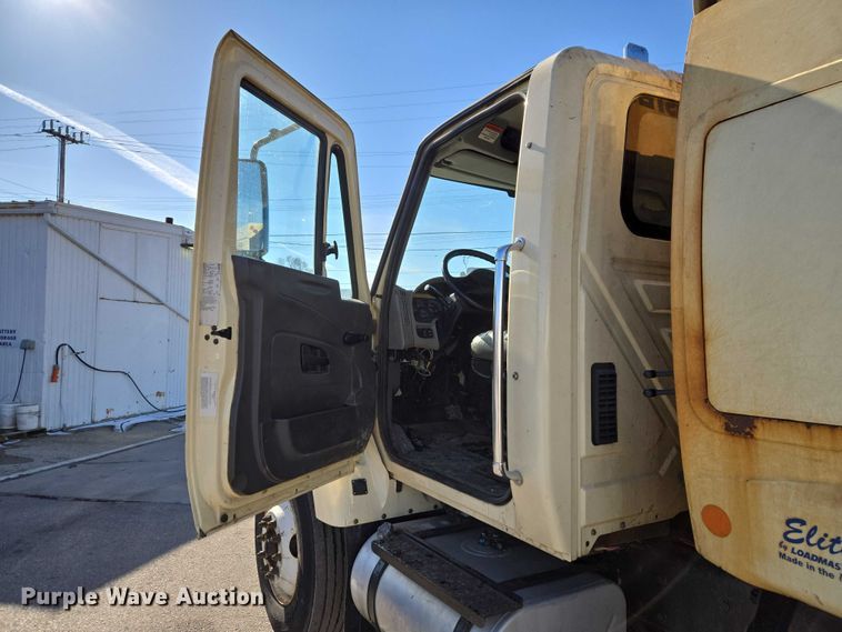 image for item ET1398 2012 International WorkStar 7300 refuse truck