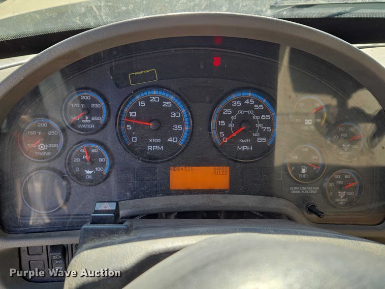 image for item ET1398 2012 International WorkStar 7300 refuse truck