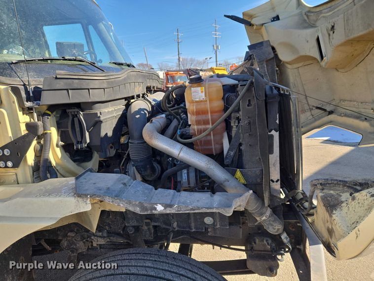 image for item ET1398 2012 International WorkStar 7300 refuse truck