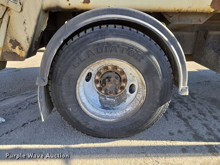 image for item ET1398 2012 International WorkStar 7300 refuse truck