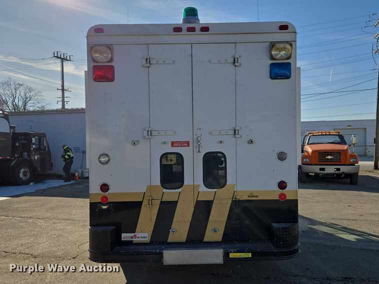 image for item ET1399 1981 Chevrolet P Series delivery van