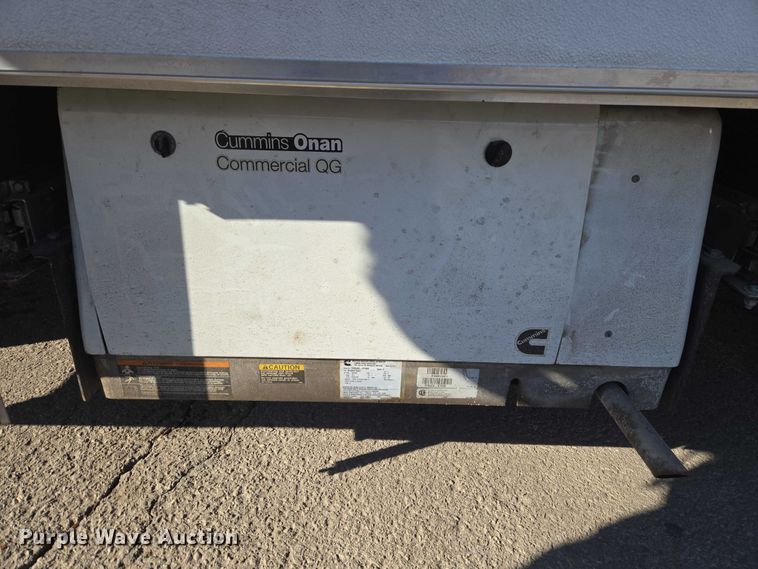 image for item ET1399 1981 Chevrolet P Series delivery van