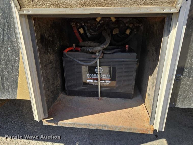 image for item ET1399 1981 Chevrolet P Series delivery van