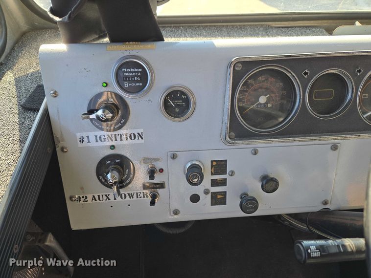 image for item ET1399 1981 Chevrolet P Series delivery van