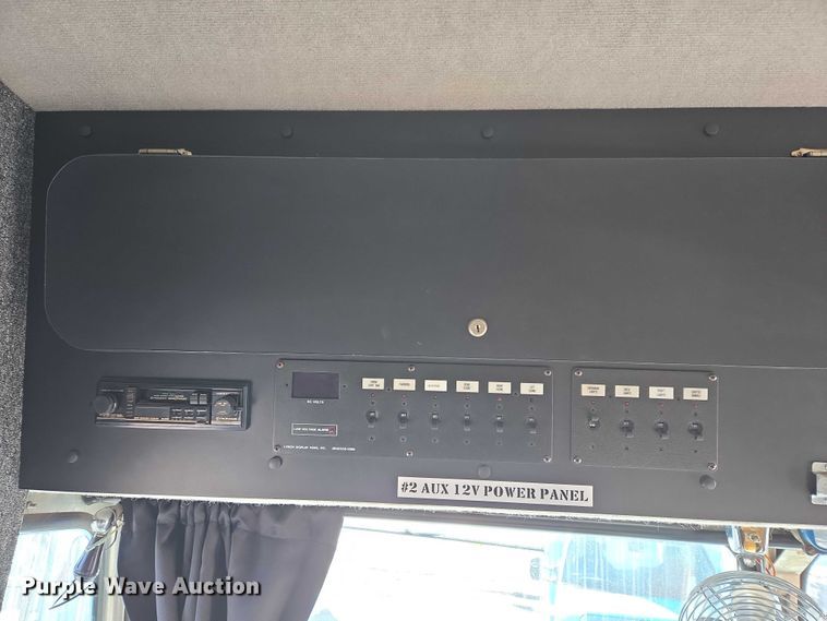 image for item ET1399 1981 Chevrolet P Series delivery van