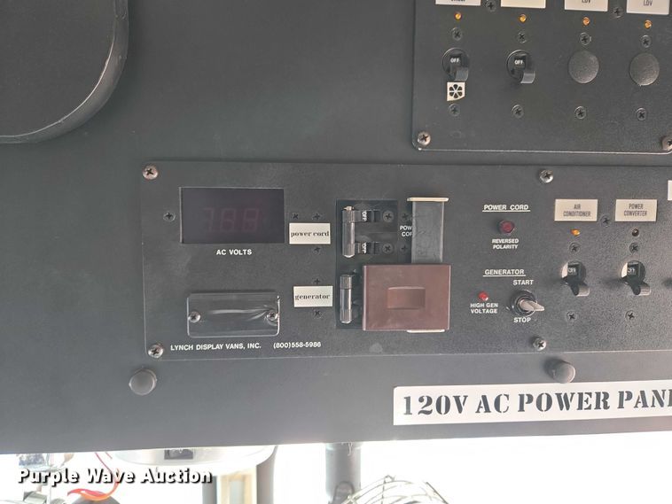 image for item ET1399 1981 Chevrolet P Series delivery van