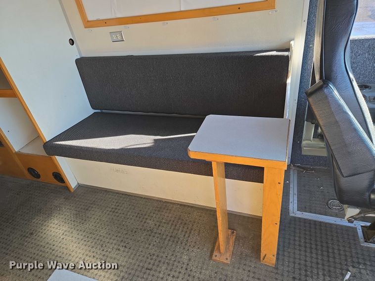 image for item ET1399 1981 Chevrolet P Series delivery van