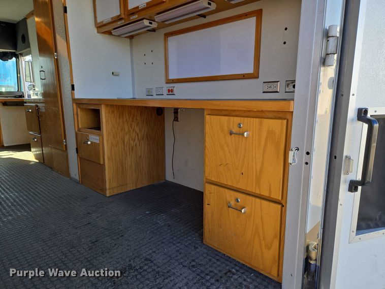 image for item ET1399 1981 Chevrolet P Series delivery van