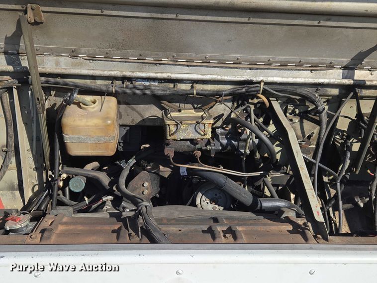 image for item ET1399 1981 Chevrolet P Series delivery van