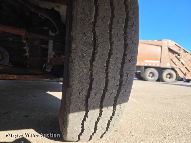 image for item ET1399 1981 Chevrolet P Series delivery van