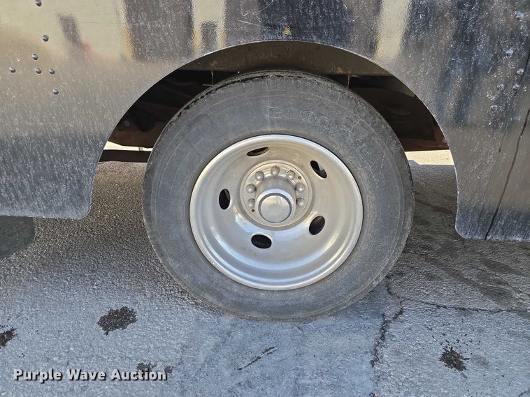 image for item ET1399 1981 Chevrolet P Series delivery van