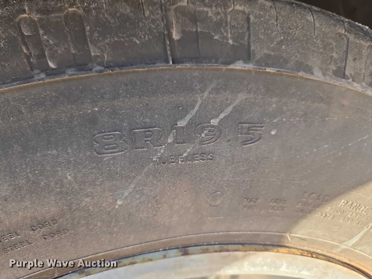 image for item ET1399 1981 Chevrolet P Series delivery van