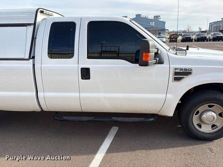 image for item ET1416 2008 Ford F250 Super Duty Ext. Cab pickup truck