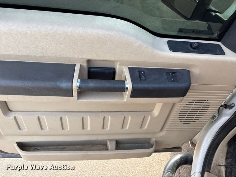 image for item ET1416 2008 Ford F250 Super Duty Ext. Cab pickup truck