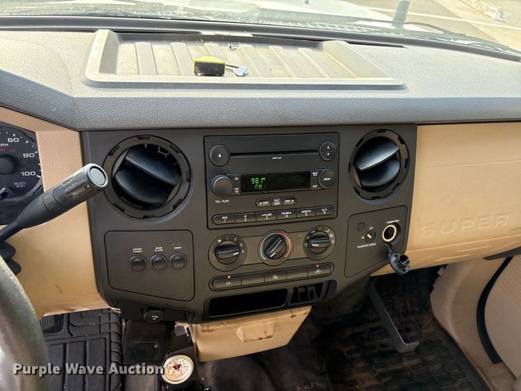 image for item ET1416 2008 Ford F250 Super Duty Ext. Cab pickup truck