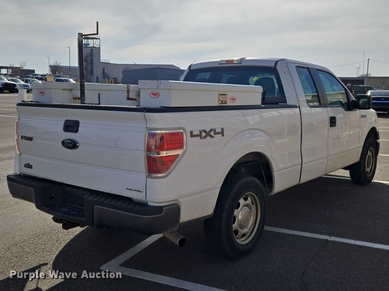 image for item ET1417 2013 Ford F150 Ext. Cab pickup truck