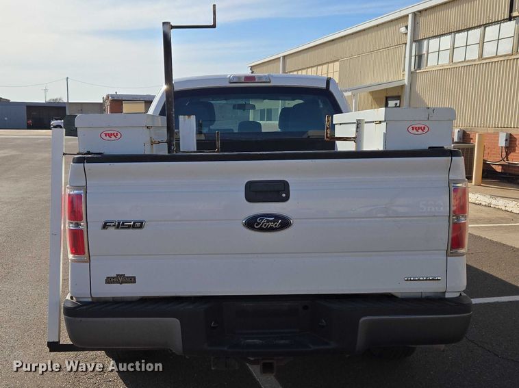 image for item ET1417 2013 Ford F150 Ext. Cab pickup truck