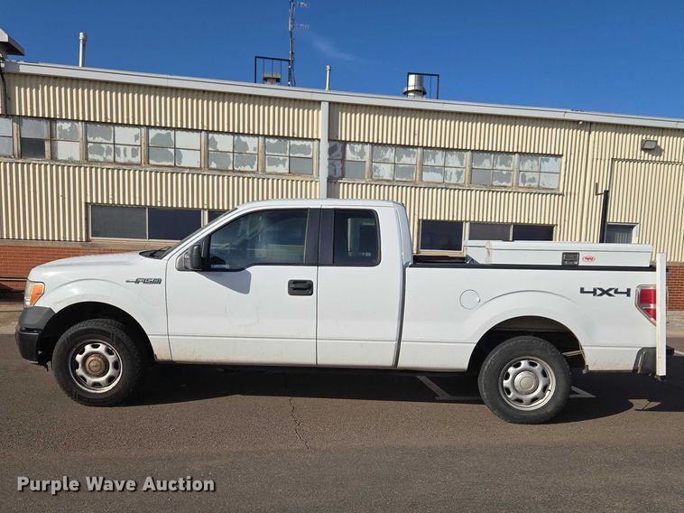 image for item ET1417 2013 Ford F150 Ext. Cab pickup truck