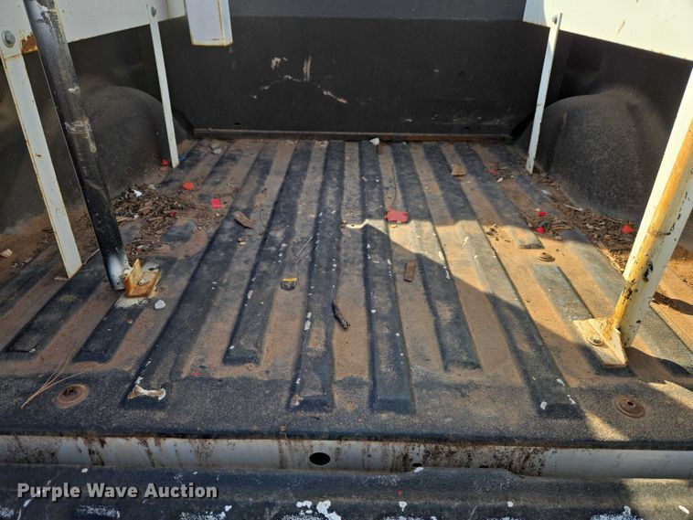 image for item ET1417 2013 Ford F150 Ext. Cab pickup truck