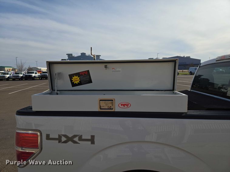 image for item ET1417 2013 Ford F150 Ext. Cab pickup truck