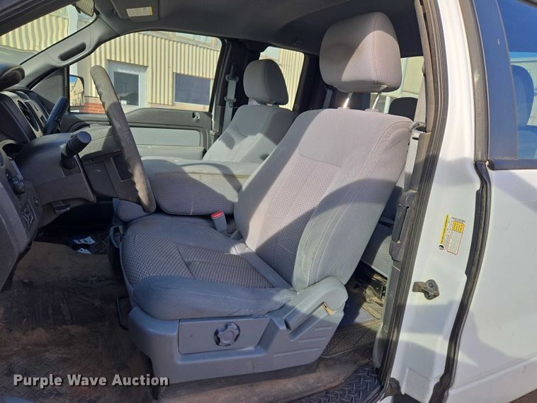 image for item ET1417 2013 Ford F150 Ext. Cab pickup truck