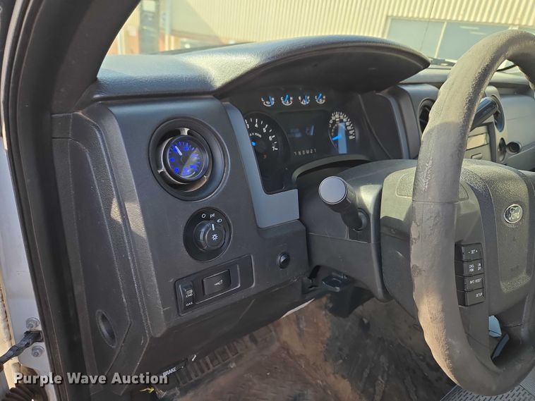 image for item ET1417 2013 Ford F150 Ext. Cab pickup truck