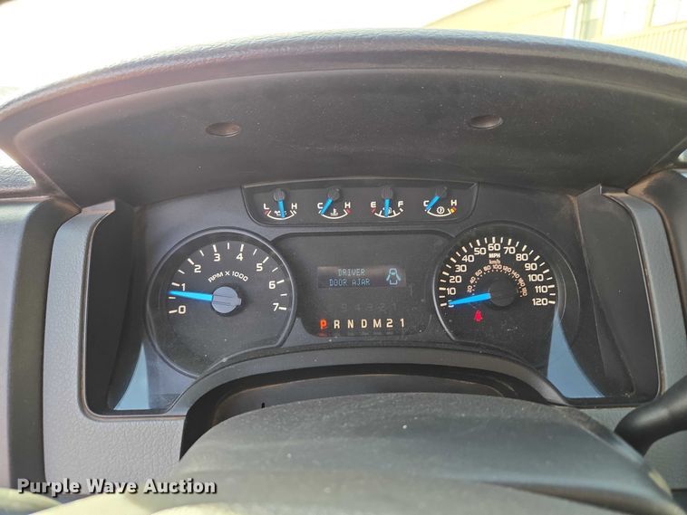 image for item ET1417 2013 Ford F150 Ext. Cab pickup truck