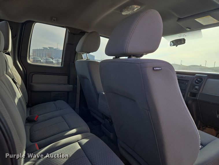 image for item ET1417 2013 Ford F150 Ext. Cab pickup truck