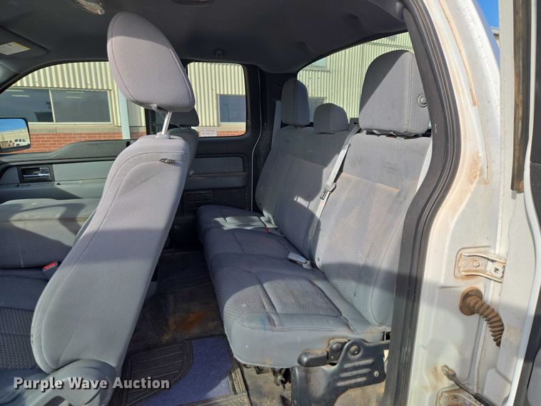 image for item ET1417 2013 Ford F150 Ext. Cab pickup truck