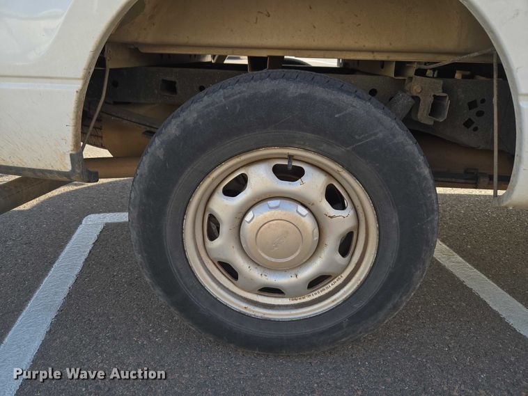 image for item ET1417 2013 Ford F150 Ext. Cab pickup truck