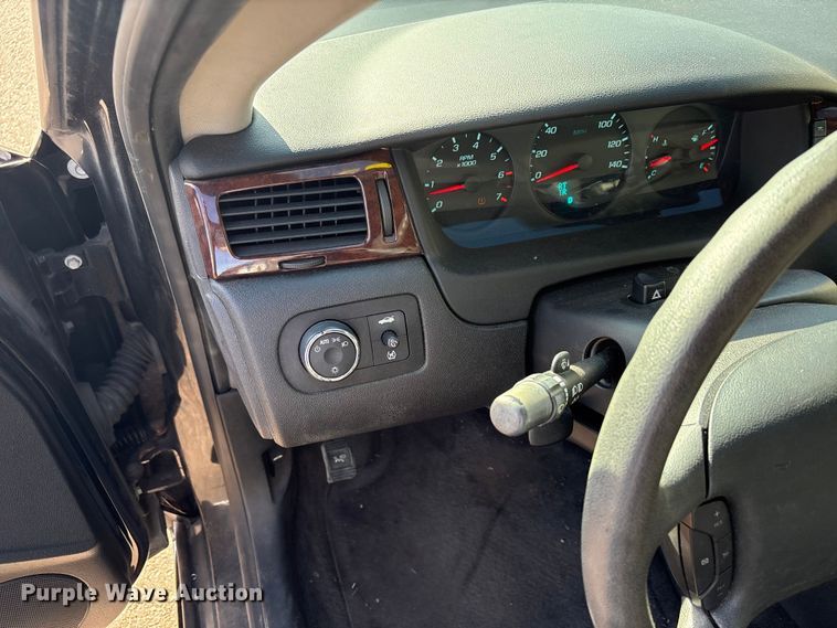 image for item ET1418 2011 Chevrolet Impala 