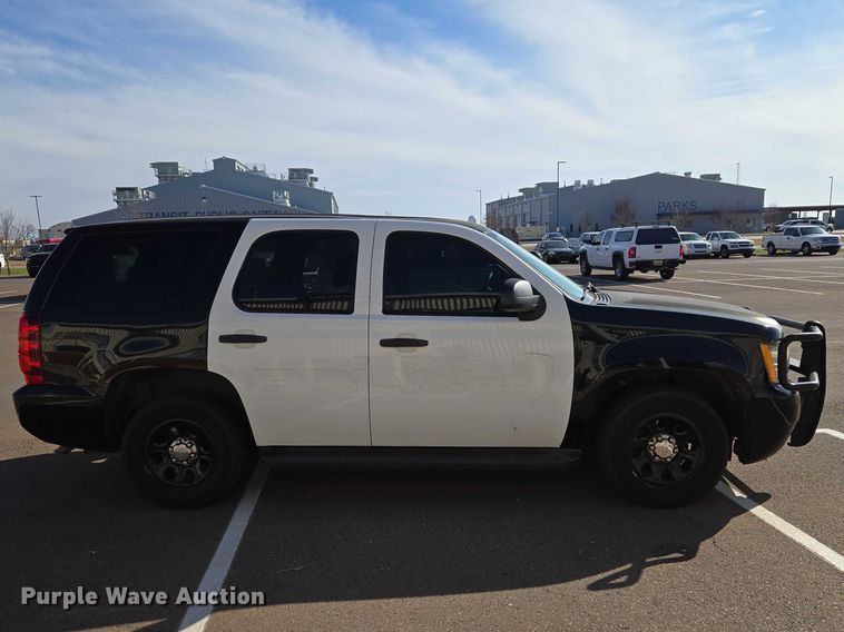 image for item ET1419 2014 Chevrolet Tahoe Police SUV