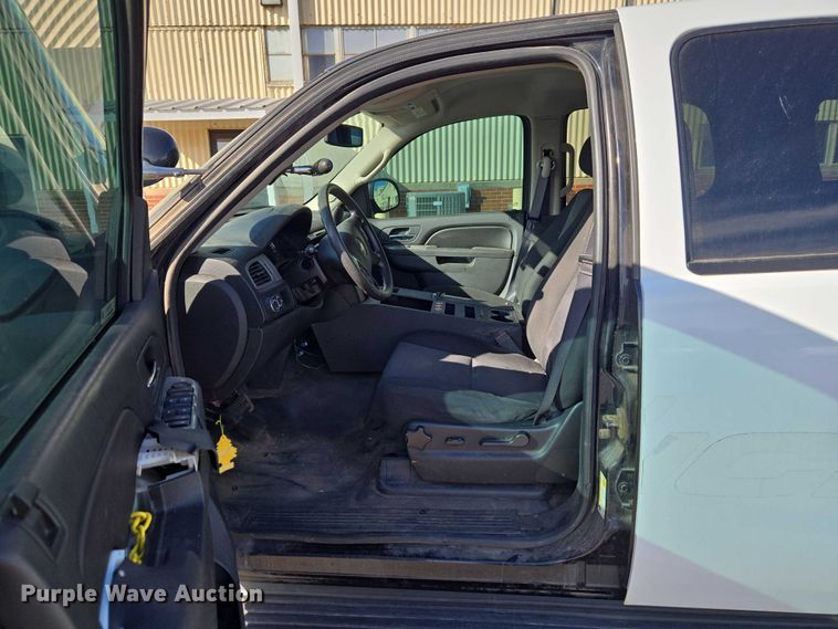 image for item ET1419 2014 Chevrolet Tahoe Police SUV