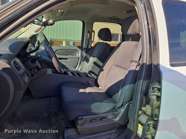 image for item ET1419 2014 Chevrolet Tahoe Police SUV